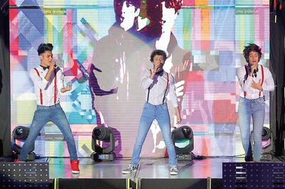 CD9 llora de emoción