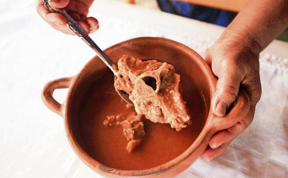 El tradicional platillo surge como un alimento de indígenas mixtecos. Foto: Edwin Hernández / EL UNIVERSAL