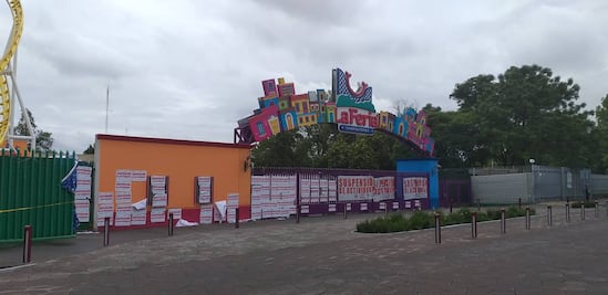 Comerciantes y visitantes lamentan cierre del parque