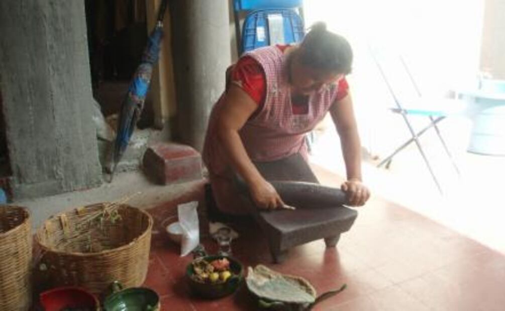 Utensilios mexicanos tradicionales en la cocina