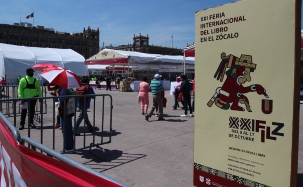 "La lectura es un derecho de los mexicanos": Sheinbaum inaugura Feria del Libro en el Zócalo