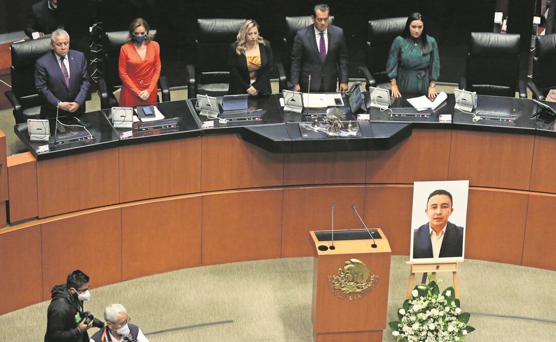 La Comisión Permanente del Congreso de la Unión guardó un minuto de silencio en memoria de Daniel Picazo; en un pronunciamiento se condenó el linchamiento. Foto: Carlos Mejía/ EL UNIVERSAL.