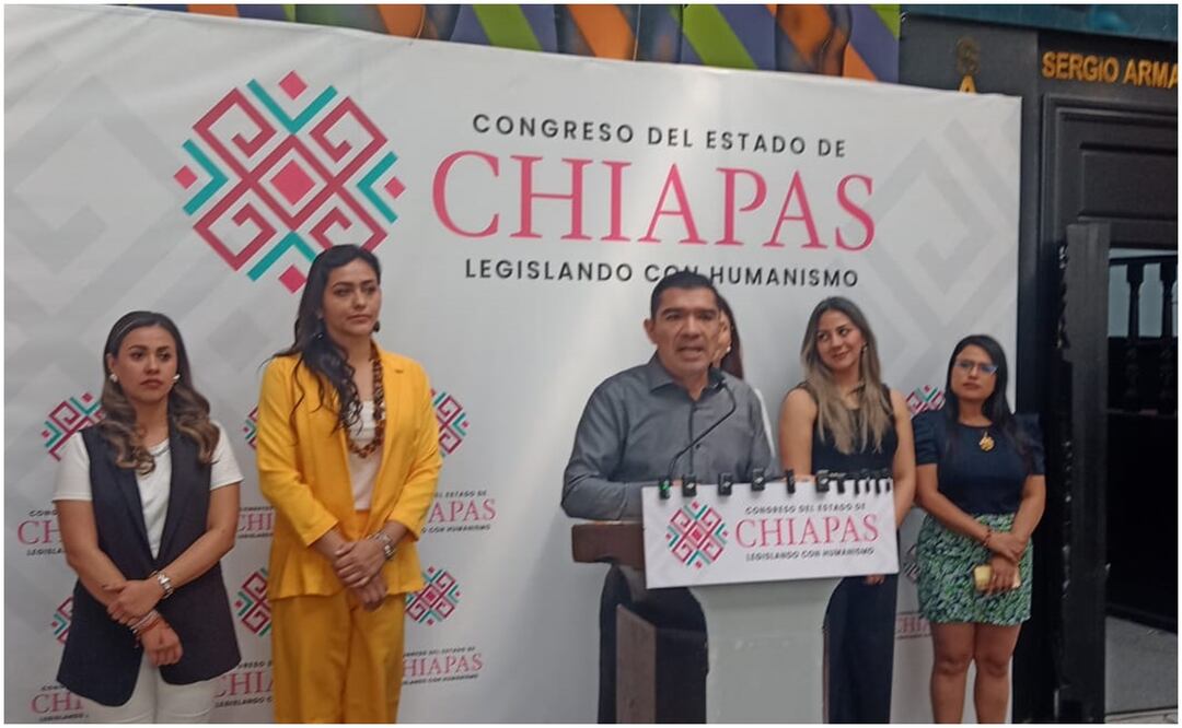 El presidente del Congreso de Chiapas, Luis Ignacio Avendaño, dio a conocer que se va integrar un concejo municipal en Frontera Comalapa (11/01/2025). Foto: Especial