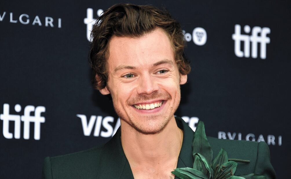 Con el británico: Una acalorada
pelea puso fin al amorio entre Taylor Swifty el inglés Harry Styles. Se dice que el disco "1989" está inspirado en él.