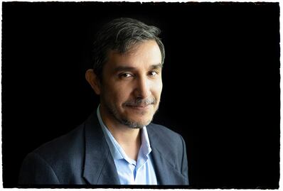 Gobernadores, reyes de la desmesura y la impunidad: entrevista a Vicente Alfonso