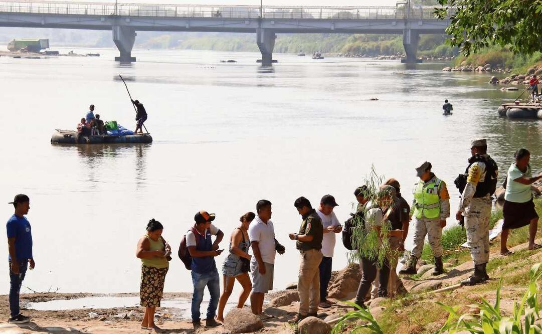 Especialistas abogan por quitarle facultades a la Guardia Nacional respecto a la contención y detención de migrantes en su paso por México. Foto: Juan Manuel Blanco / Archivo EFE