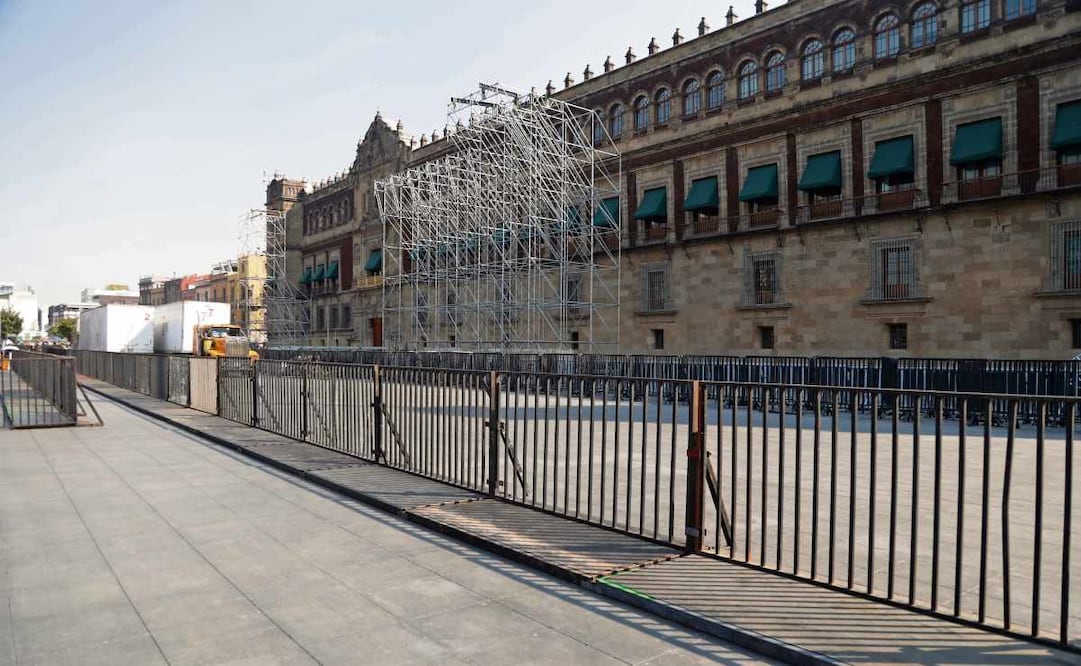 Las rejas y vallas que se colocaron alrededor de Palacio Nacional son de menor blindaje que las instaladas el pasado 15 de noviembre, en la marcha de la Generación Z. Foto: Carlos Mejía / EL UNIVERSAL