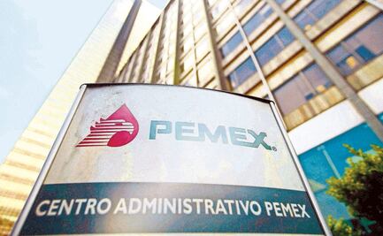 Moody's baja calificación de Pemex a Ba3; deja perspectiva negativa