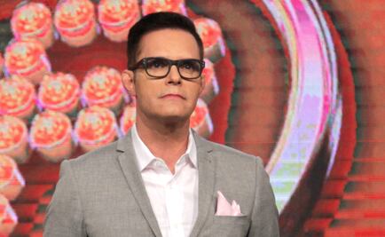 Villalobos responde a polémica por final de "La Academia"