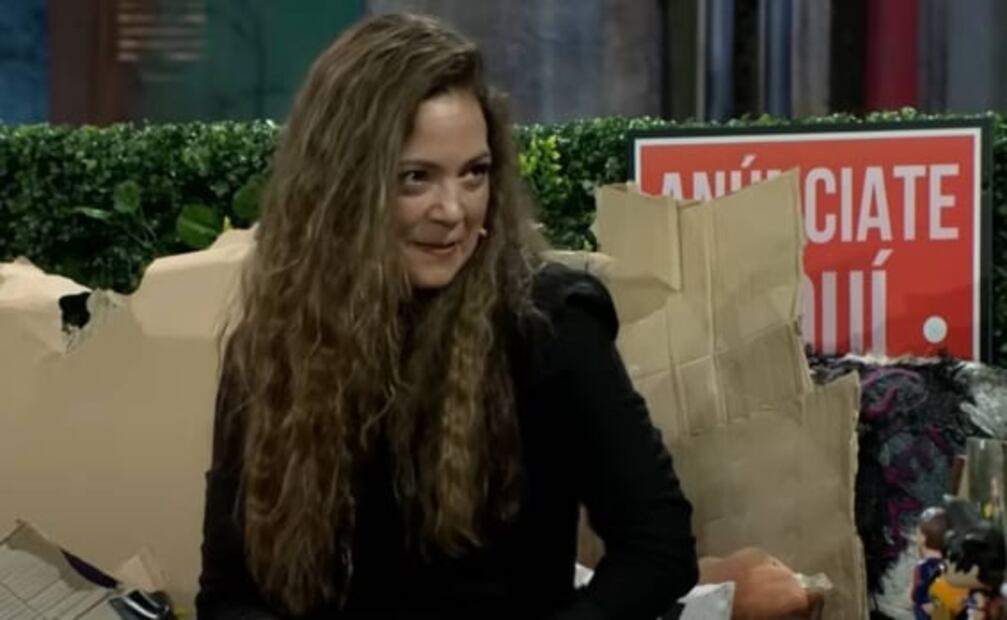 Natalia Lafourcade vive momento incómodo durante entrevista en programa español