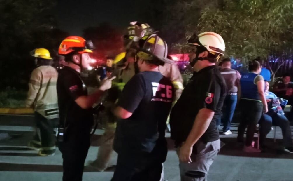 Evacuan a 276 trabajadores por aparente fuga de amoniaco en empresa de El Carmen, Nuevo León; 56 resultaron intoxicados. Foto: Marcela Perales
