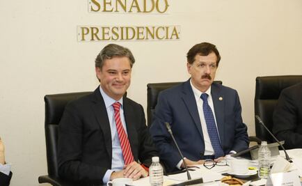 Cuestionan a Nuño mudanza a edificio de "lujo"