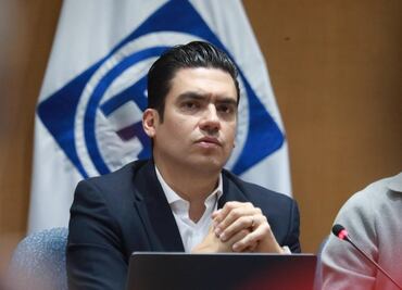 Romero reta a Sheinbaum a demostrar que no habrá geolocalización sin orden judicial; ofrece renunciar a presidencia del PAN