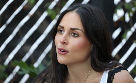 Zuria Vega posa en toples y también embarazada