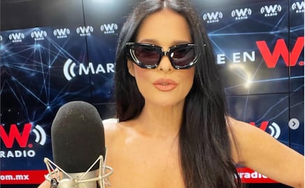 Martha Debayle muestra cómo llevar un look sin blusa en verano