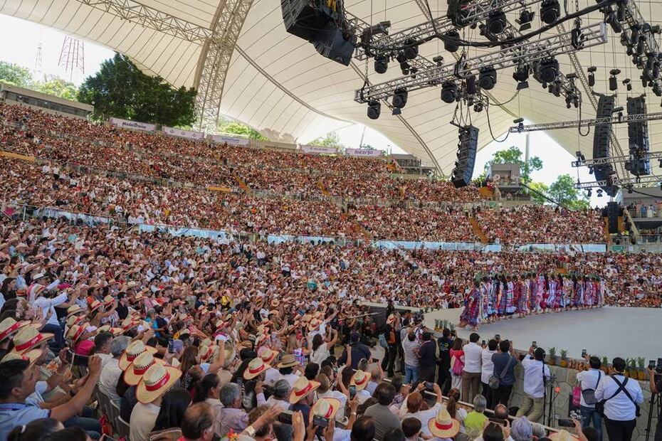 Foto: Guelaguetza Oficial