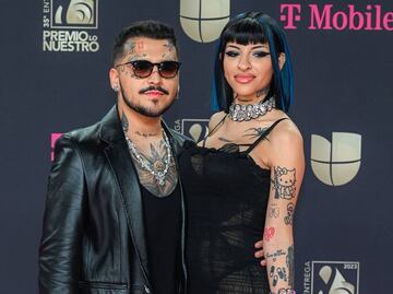 Christian Nodal y Cazzu levantan sospechas de embarazo: posan de negro y enamorados