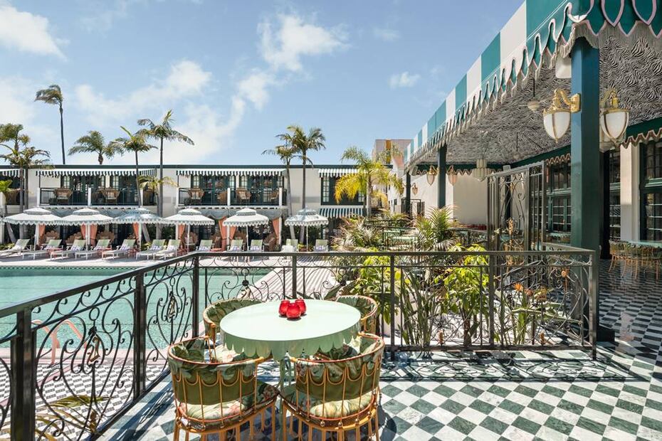 The Lafayette Hotel and Club fue construido en 1946. Si no eres huésped puedes reservar un day pass. Foto: San Diego Tourism Authority