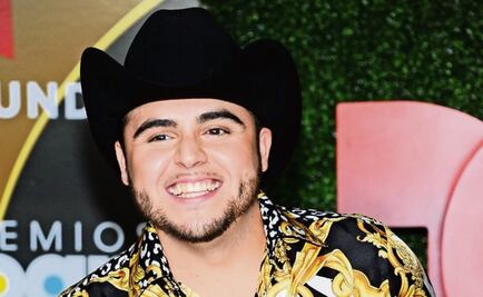 Gerardo Ortiz muestra su trasero en video