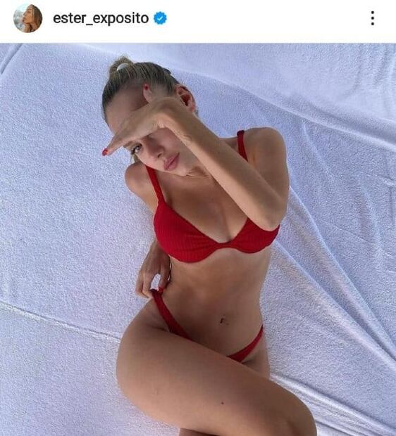 Lolita Ayala compartió una foto del recuerdo con el bikini más top 