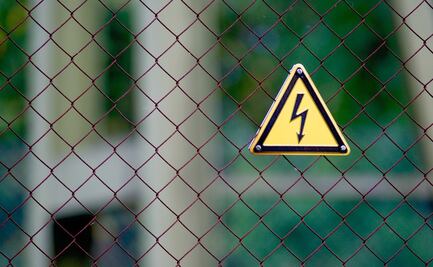 Trabajador recibe descarga eléctrica en Sinaloa; suman 4 incidentes en lo que va del mes