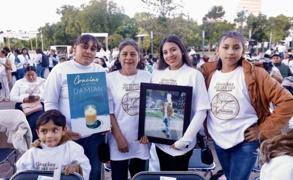 “Este homenaje honra a quienes, en medio del duelo, tomaron la decisión de convertir la pérdida en una nueva oportunidad para otras personas”, dijo  García Muñoz Ledo Foto: Xóchitl Álvarez / EL UNIVERSAL