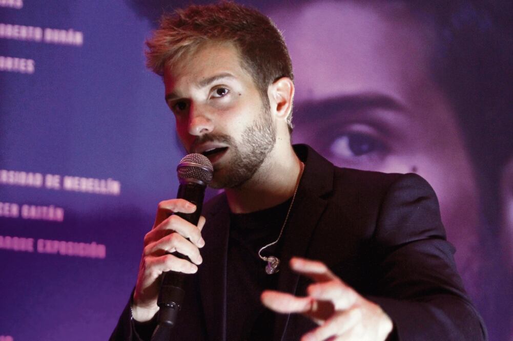 En su nuevo disco, Pablo Alborán fusiona géneros, como urbano y baladas (CARLOS MEJÍA. EL UNIVERSAL)