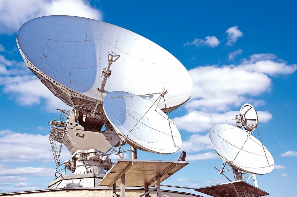 Sistema satelital, reducir la brecha digital y la transición a la TDT (Especial)