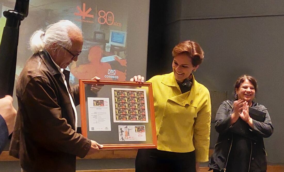 Uno de los detalles más bonitos de esta celebración, y que puede ser algo casi para coleccionistas, es el timbre postal conmemorativo por el 80 aniversario de los Estudios Churubusco.
Foto: Sughey Baños/EL UNIVERSAL.