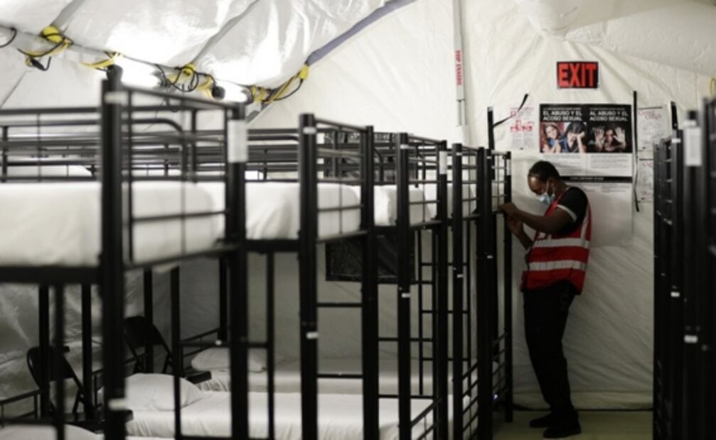Abre nuevo centro de detención para migrantes menores de edad en Texas