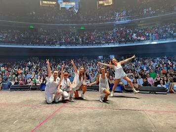 “Todos somos Acapulco”,  gritan Pandora y Flans