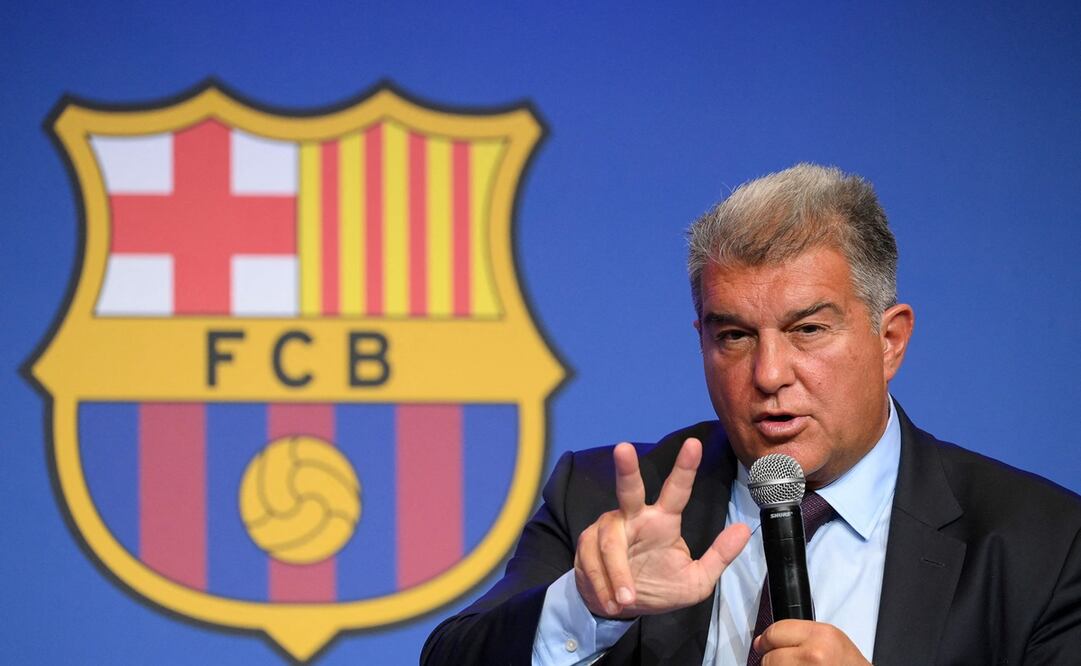 Joan Laporta hablando en conferencia de prensa sobre el Caso Negreira / Foto: AFP