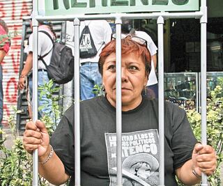 Refrendan compromiso con víctimas de Atenco