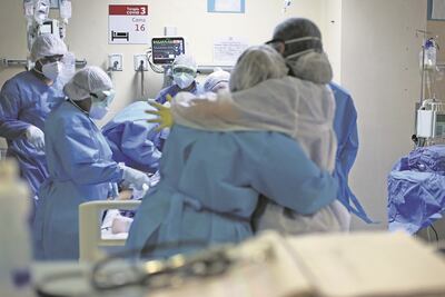 México rebasa las 70 mil defunciones por Covid-19