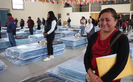 Damnificados por lluvias en Chimalhuacán reciben apoyo del gobierno del Estado de México