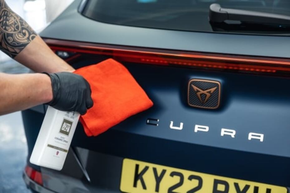 Consejos para cuidar la pintura mate de mi auto