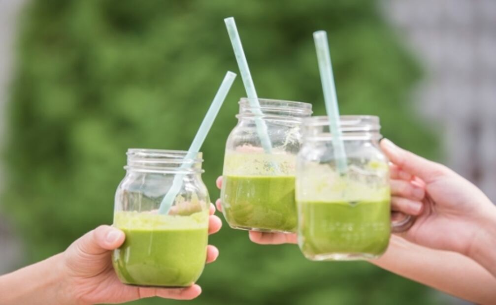 Cómo preparar bebidas con matcha desde casa