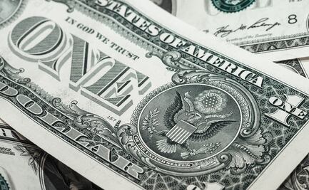 "Por favor, perdóname": Hombre roba un dólar en un banco y espera a ser arrestado por la policía