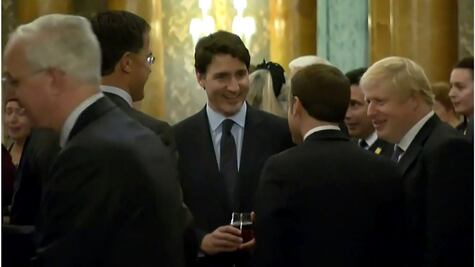 En video, Trudeau y líderes se burlan de Trump en cumbre de la OTAN
