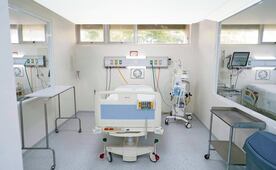 Consultas medicas privadas aumentan sus precios por el declive del sistema de salud pública
