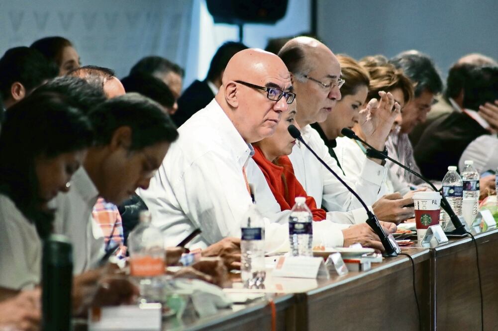 El coordinador de Movimiento Ciudadano, Dante Delgado, asegura que la única amenaza para el régimen caduco es un proyecto justo como el que construye el Frente Ciudadano por México. (FOTOS: ARIEL OJEDA. EL UNIVERSAL)