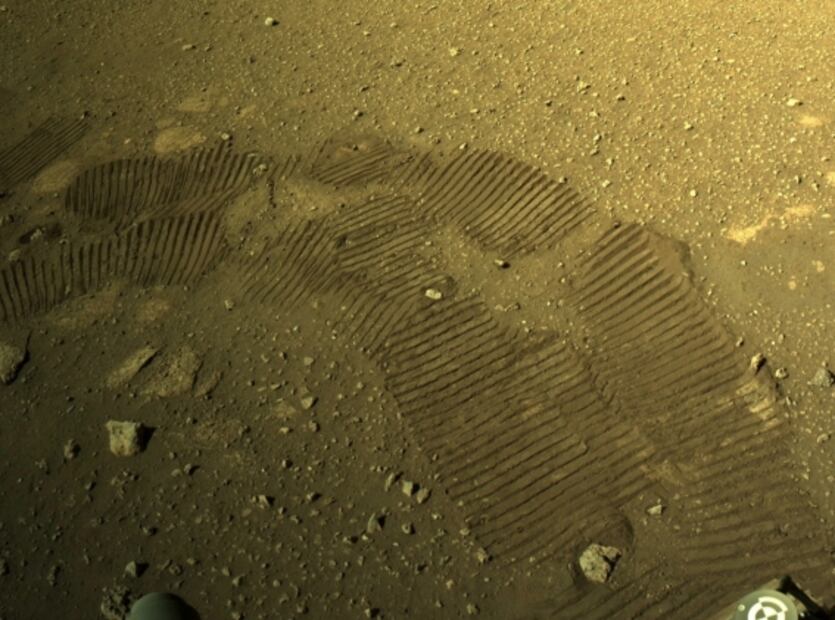 El rover Perseverance da su primer recorrido en Marte