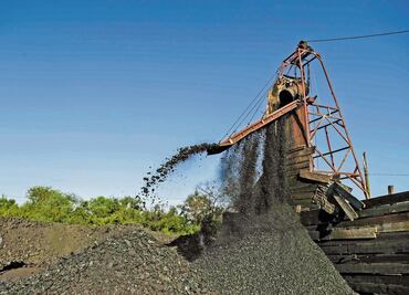Apuestan por generar más electricidad con carbón