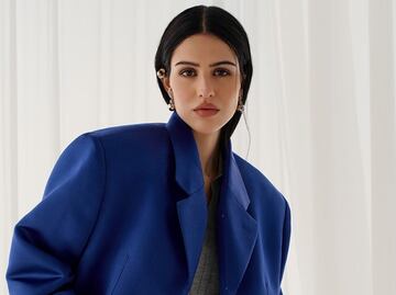 Por qué Amelia Gray es la modelo del momento