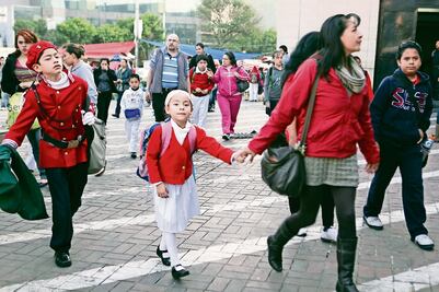 Buscan horario de trabajadoras flexible