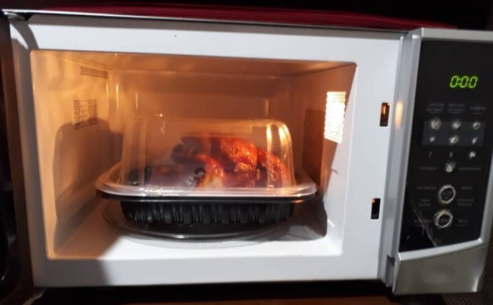 Por mal uso de los beneficios de la ciencia sobrevivimos ahogados en desechos industriales