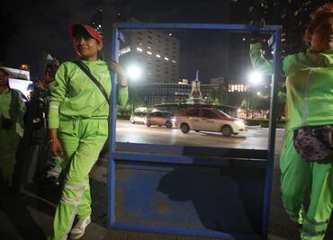 FOTOS. Colocan vallas metálicas frente a Glorieta de las Mujeres; presuntamente llegará la escultura de la joven amajac