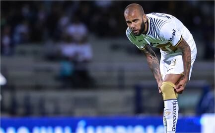 Dani Alves le da un giro de 180 grados a su vida y se entrega ahora a la fe cristiana