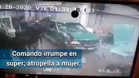 Comando irrumpe con camioneta para robar super en Tecámac