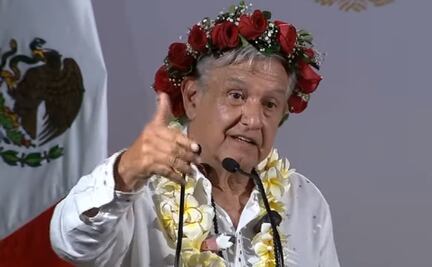 AMLO celebra entrega de contratos para construcción de Dos Bocas